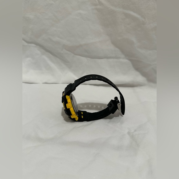 C-Sport Water Resist Sports Watch - Picture 3 of 4